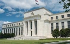 Fed küçük ve orta ölçekli işletmelere yönelik kredi programının süresini uzattı